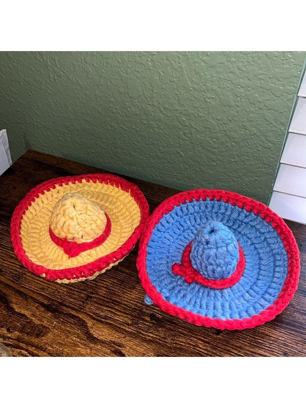Vintage handmade crocheted cinco de mayo sombrero hats pot holders set of 2